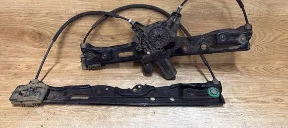Ford Ranger Front door window regulator with motor 926449102