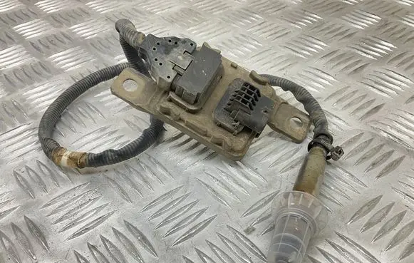 Volkswagen Crafter Lambda probe sensor 04L907805AK