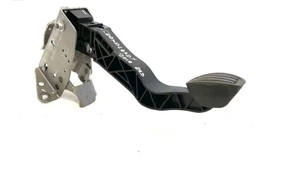 Opel Grandland X Brake pedal 9678478080 P1011705A