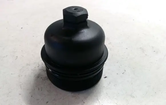 Suzuki Liana Oil filter cover 9878307