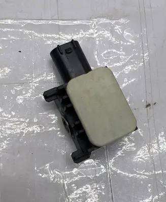 Mercedes-Benz GL X164 Airbag deployment crash/impact sensor 0038202826 160608 404643