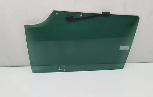Peugeot 5008 Rear door window glass 9204S3