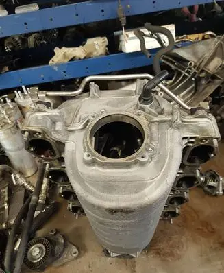 Mercedes-Benz ML W164 Intake manifold A2731400701