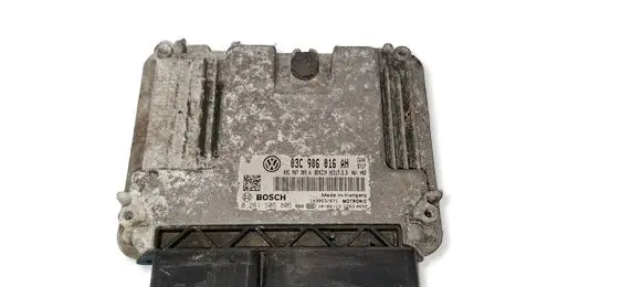 Volkswagen Golf VI Engine control unit/module 03C906016AH 03C907309A 0261S05805