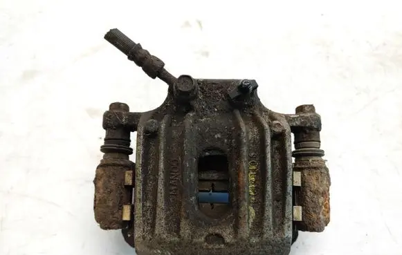 Hyundai Santa Fe Rear brake caliper