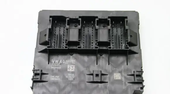 Volkswagen PASSAT B7 Comfort/convenience module 3AA937087F