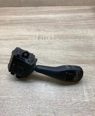 BMW 5 E39 Wiper control stalk 8363669