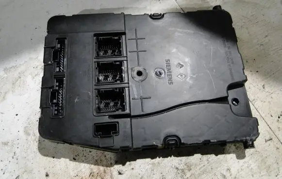Renault Scenic II - Grand scenic II Comfort/convenience module 82200309691 S118400320D