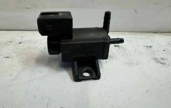 Maserati Ghibli Valve vacuum 670002843