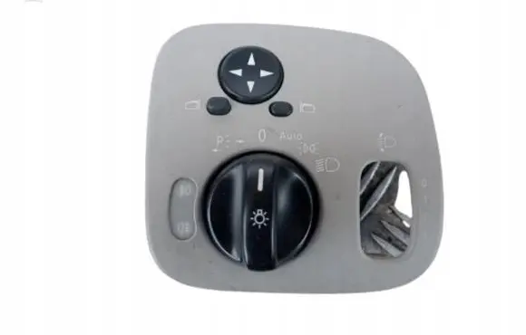 Mercedes-Benz C W203 Light switch A2035450604