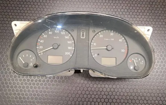 Volkswagen Sharan Speedometer (instrument cluster) F5RF10A855A