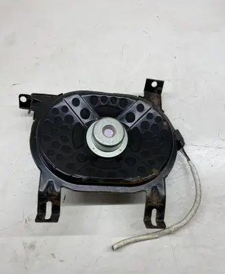 Jaguar XF Subwoofer speaker GX7318808AC 16102WG ET3024038216