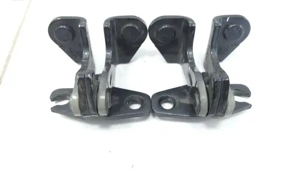 Rear door upper hinge