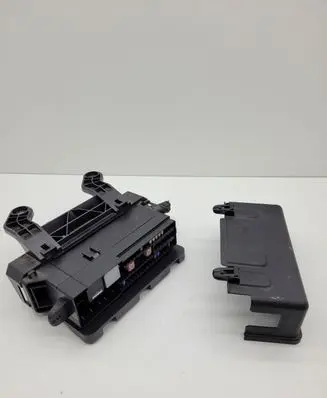 Volvo V40 Fuse module 30659177 AV6T14K131AC