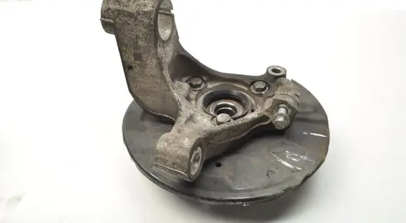 Volvo XC40 Front wheel hub spindle knuckle 32221856
