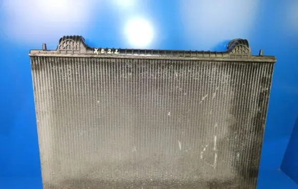Jaguar XE Coolant radiator 21410D220A