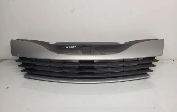 Renault Laguna II Front grill 8200012581