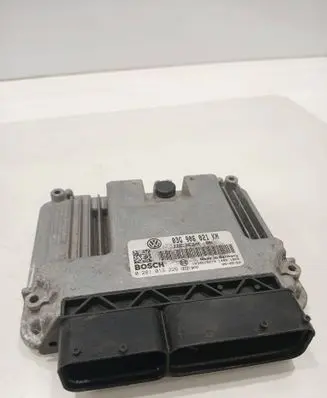 Volkswagen Jetta V Engine control unit/module 03G906021KH 1039S15273 0281013226