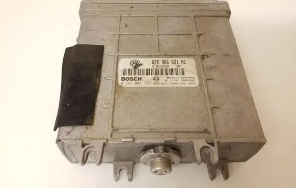 Volkswagen Sharan Engine control unit/module 028906021HC 0281001737