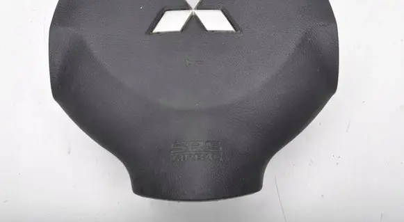 Mitsubishi i-MiEV Steering wheel airbag