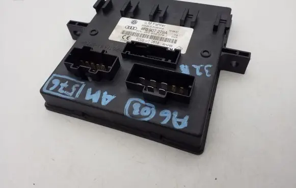 Audi A6 S6 C5 4B Comfort/convenience module 4F0907279A 4F0910279J F005V00618