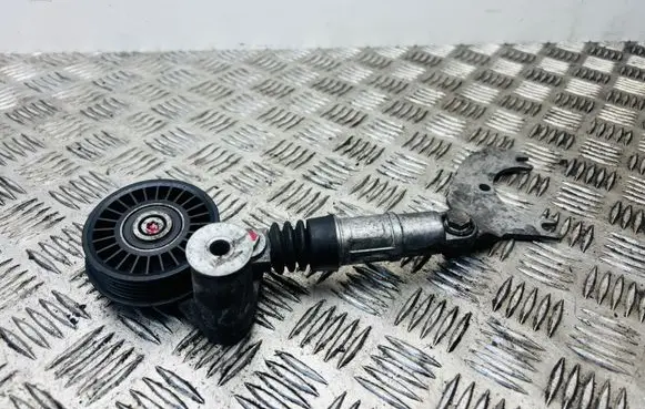 Volkswagen PASSAT B5.5 Alternator belt tensioner 038145283A