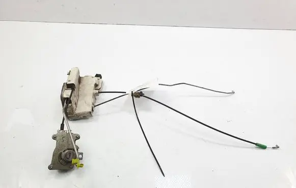 Mitsubishi Pajero Front door lock
