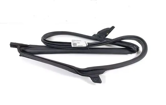 Tesla Model 3 Rear door rubber seal (on body) 1090511