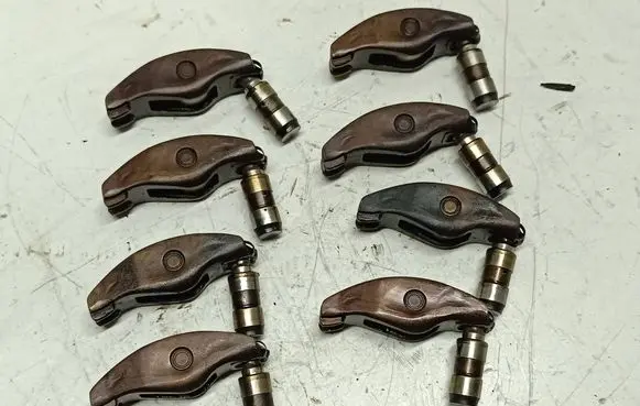 Volkswagen Golf VI Valve rocker arm 
