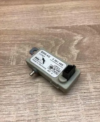 BMW 5 E39 Aerial antenna amplifier 8361495 17767
