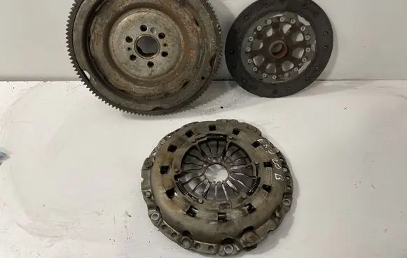 BMW 1 E81 E87 Clutch set kit 1234567