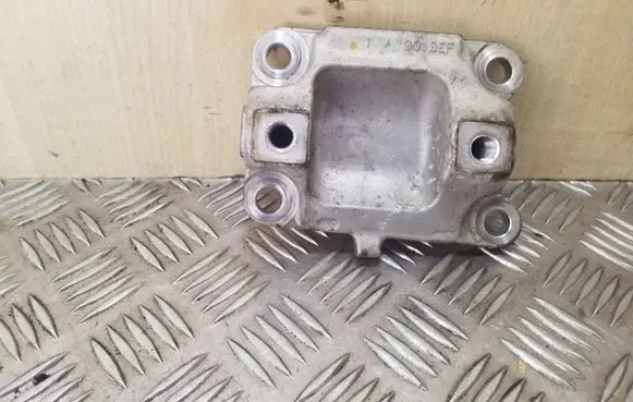 Generator/alternator bracket