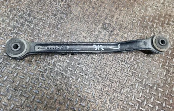 Cadillac Escalade Rear control arm 15208540