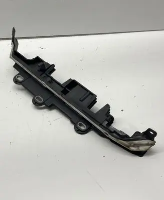 BMW 5 G30 G31 Other engine bay part 9334788