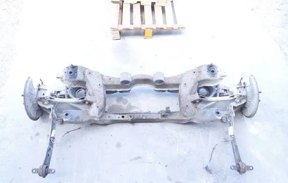 Ford Kuga I Rear subframe 