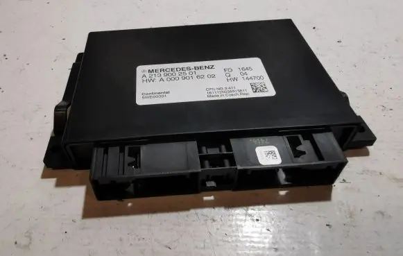 Mercedes-Benz E W213 Gearbox control unit/module A2139002501