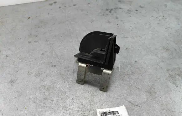 BMW 5 F10 F11 Parcel shelf load cover mount bracket 51479168473 51477325723 9168473