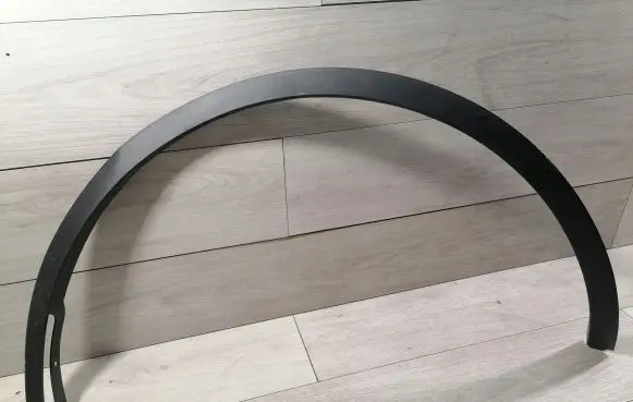 Tesla Model Y Front arch trim 168385900A