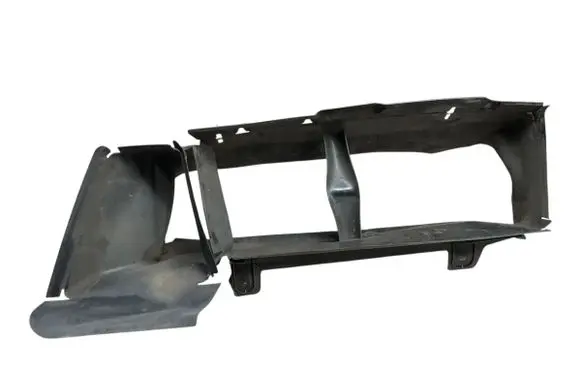 Ford Focus Intercooler air guide/duct channel BM518314CC D2L4A