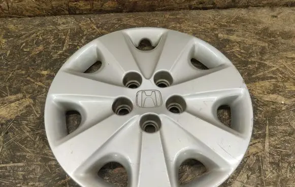 Honda Accord R15 wheel hub/cap/trim 44733SDAA00