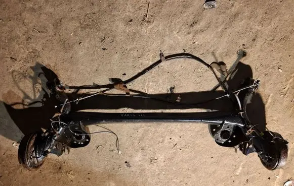 Toyota Yaris Rear axle beam with reductor 