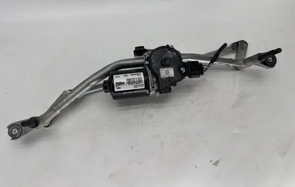 Jaguar XE Front wiper linkage and motor W000060844