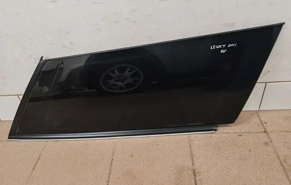 Subaru Legacy Rear side window