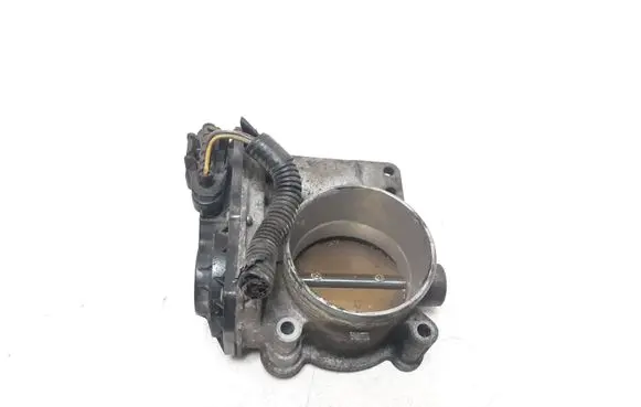 Volvo V50 Throttle valve 8677694 040923 30738