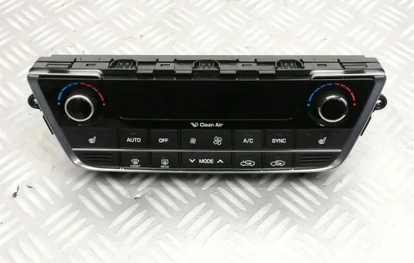 Hyundai Sonata LF Climate control/heater control trim 97250C3530