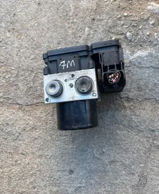 Mercedes-Benz C W204 ABS Pump A2045455332 10092615943 10061337111