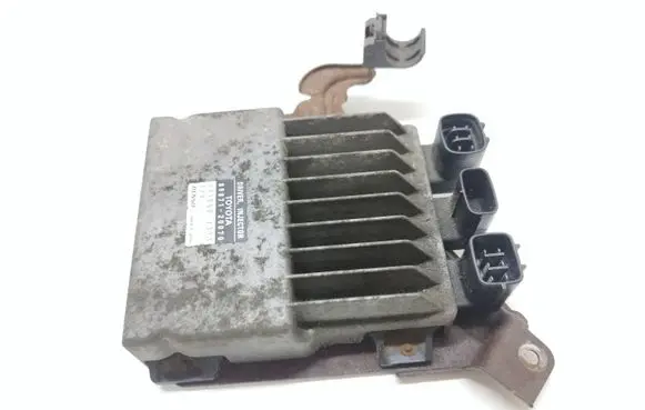 Toyota Avensis T250 Fuel injection control unit/module 8987120070 1310001371