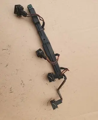 Volkswagen Golf II Fuel injector wires 037971766B