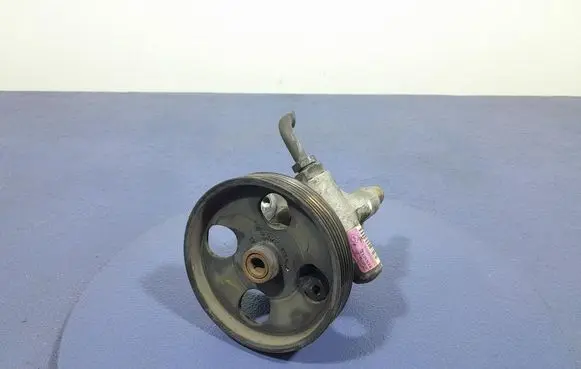 Renault Laguna II Power steering pump 8200054528