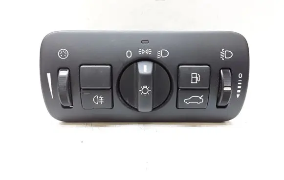 Volvo V70 Light switch 30739413
